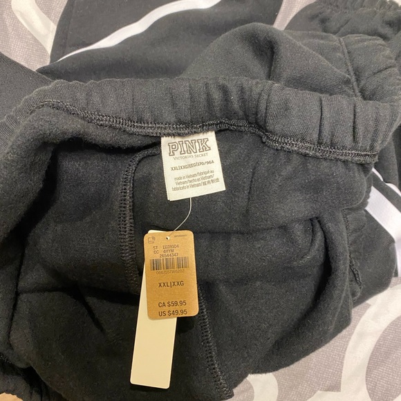 Victoria’s Secret Pink campus joggers - Picture 2 of 4